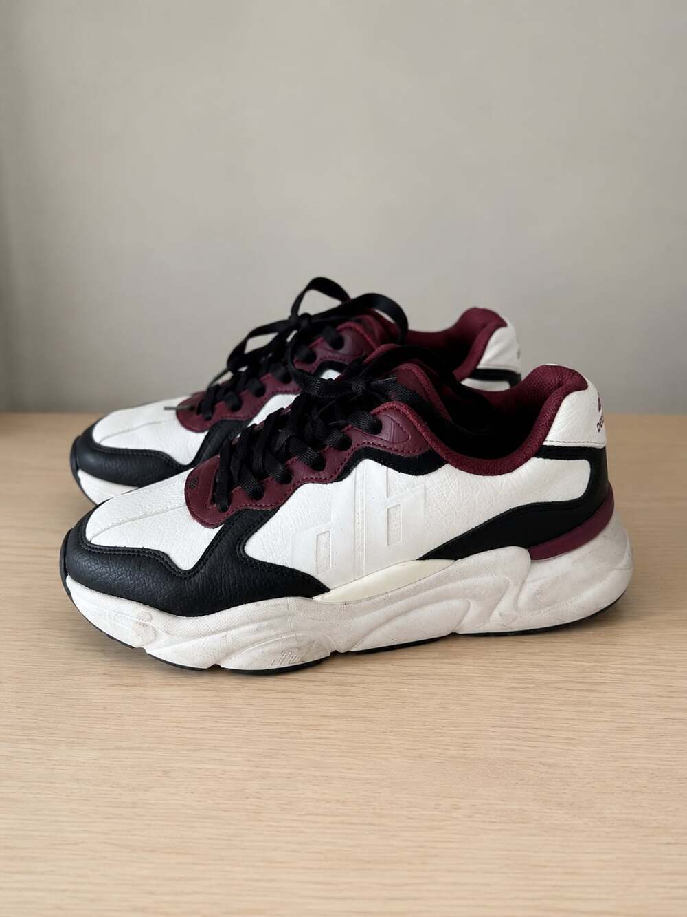 Decibel Vol 03 Chunky Sneakers Black White Burgundy